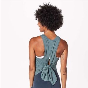 LULULEMON TANK TOP 🍋